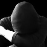 دختر آفتاب‌ مهتاب‌ ندیده در دام مرد متأهل قاچاقچی با هر جمله‌اش بیشتر عاشقش می‌شدم!