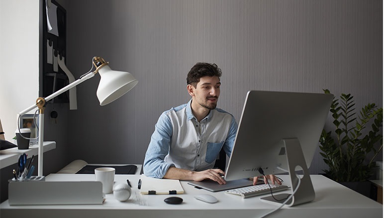 استخدام و کاریابی3