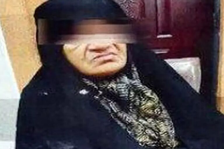 کلثوم اکبری در دادگاه قتل‌ها را انکار کرد