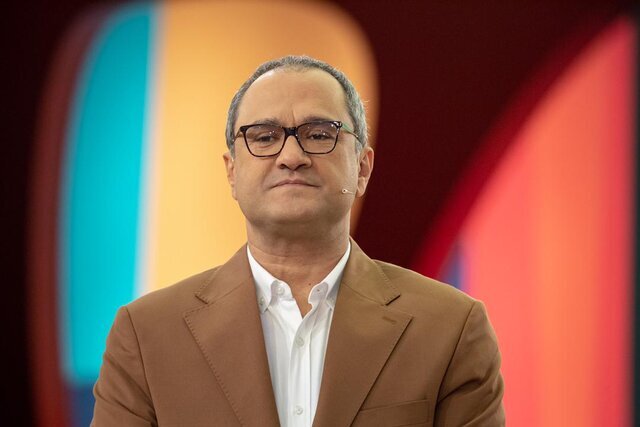 آهنگ معروف سلطان قلب‌ها در برنامه رامبد جوان
