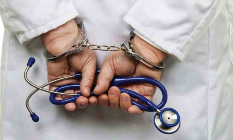 کوچ پزشک‌نماها به شبکه‌های اجتماعی