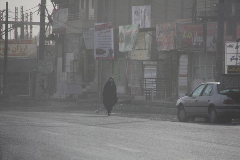 مریوان به حکمرانی نیک‌ شهر پایان داد